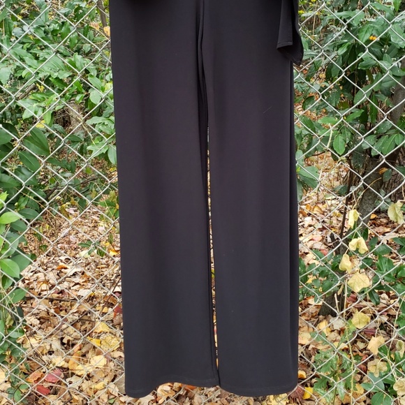 WHBM ROMPER/STRAPLESS - Picture 3 of 8